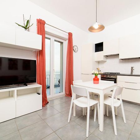 Salsedine Apartment Σαλέρνο Εξωτερικό φωτογραφία